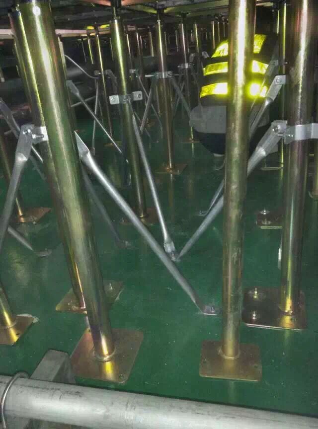 raised floor bracing 2.jpg