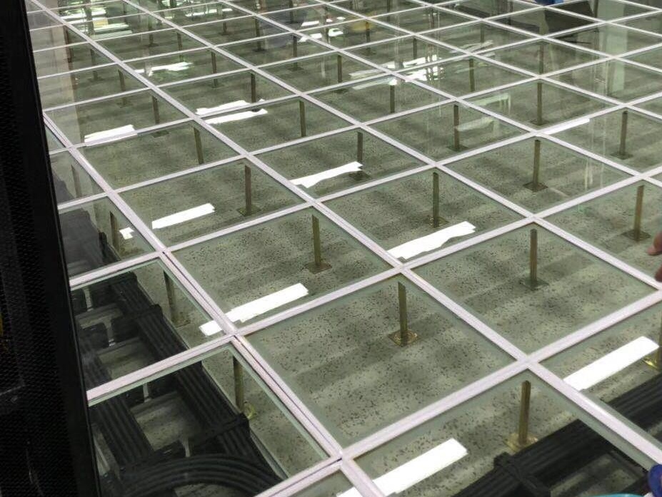 glass raised floor for data center