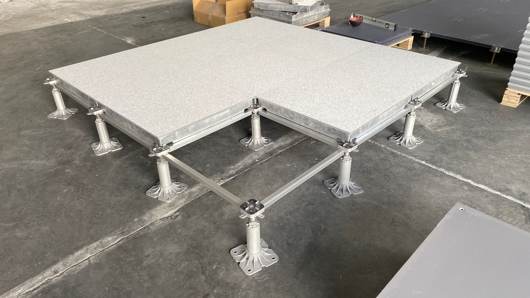 Aluminum raised floor.jpg